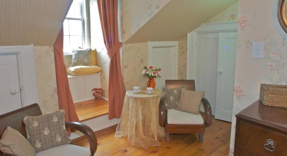 Maplehurst Manor Bed & Breakfast Brockville Room photo
